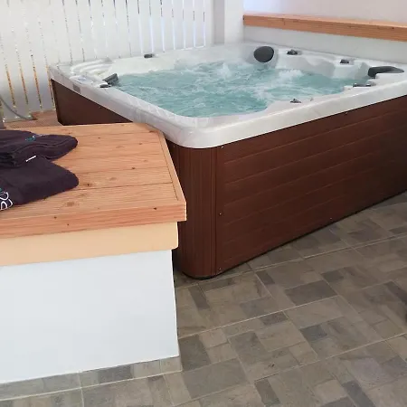 Mediterranean Paradise On The Island Of بيت للعطل Sestrunj