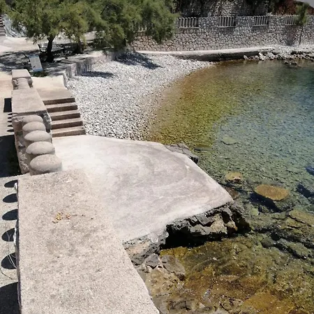 Mediterranean Paradise On The Island Of بيت للعطل