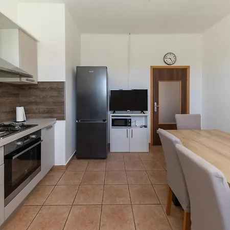 Holiday home Hidden Paradise Retreat By Belmont Realty *