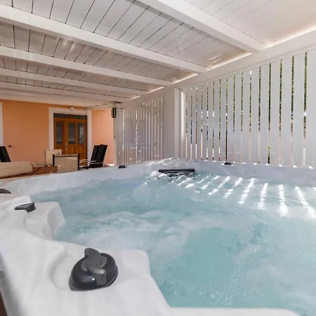 Hidden Paradise Retreat By Belmont Realty Holiday home Sestrunj