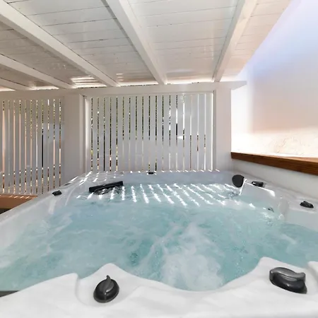 Hidden Paradise Retreat By Belmont Realty *