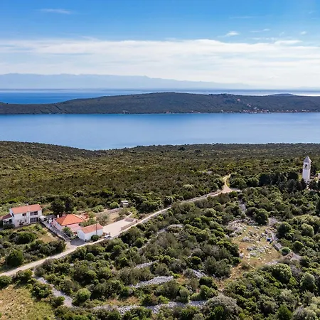 Holiday home Hidden Paradise Retreat By Belmont Realty *