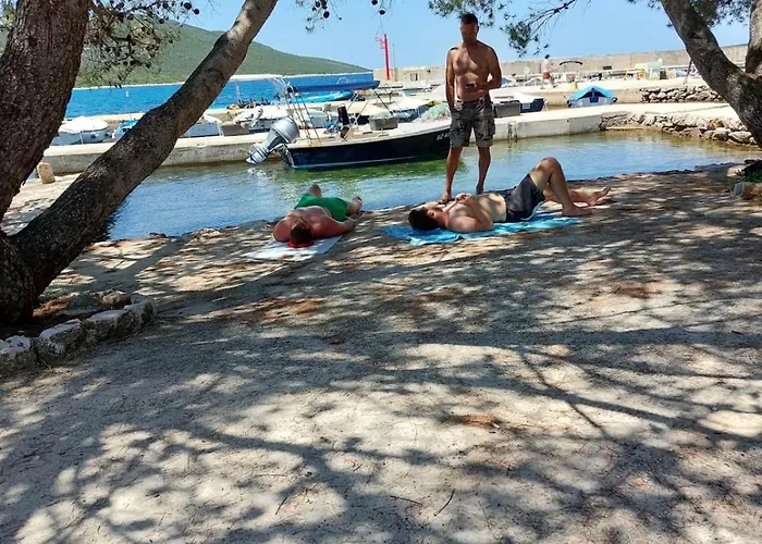 Mediterranean Paradise On The Island Of 펜션 *